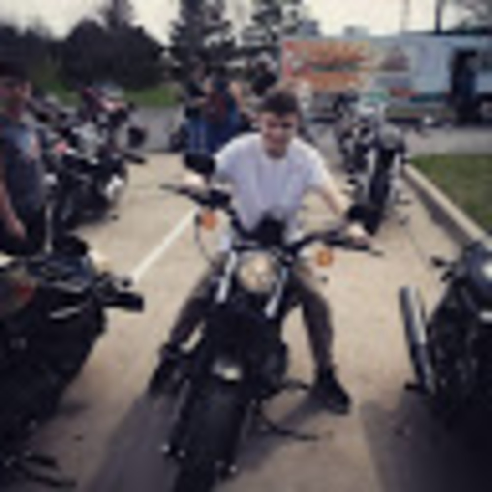 Meet your Posher, Tj